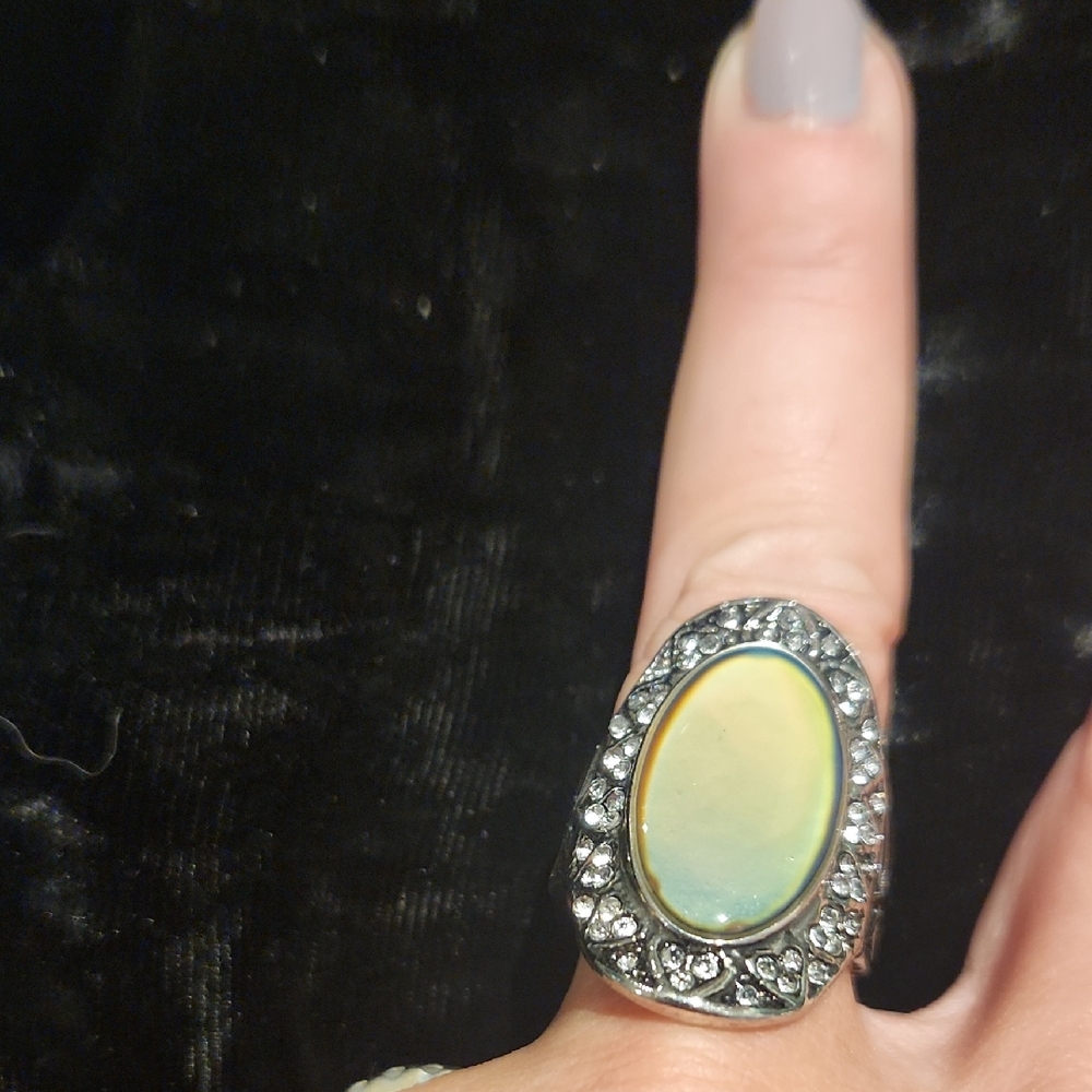 Opulent Silver and Opal Women's Ring